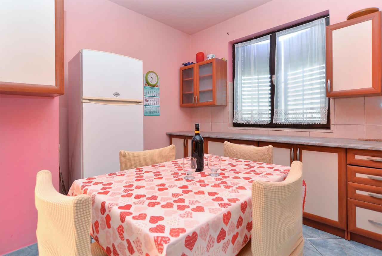 Apartments Danijel 1956 プーラ エクステリア 写真