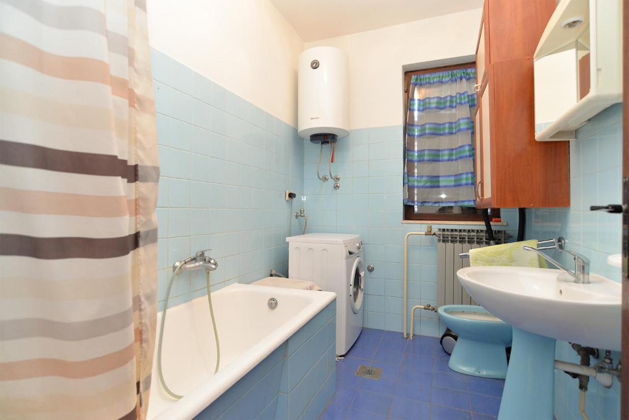 Apartments Danijel 1956 プーラ エクステリア 写真